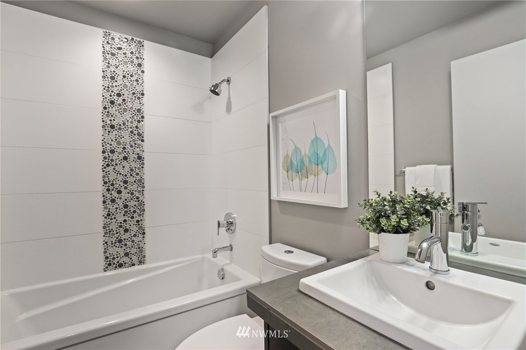 3617 1st Avenue Northwest, Unit C Seattle, WA 98107 - Photo 17 of 23