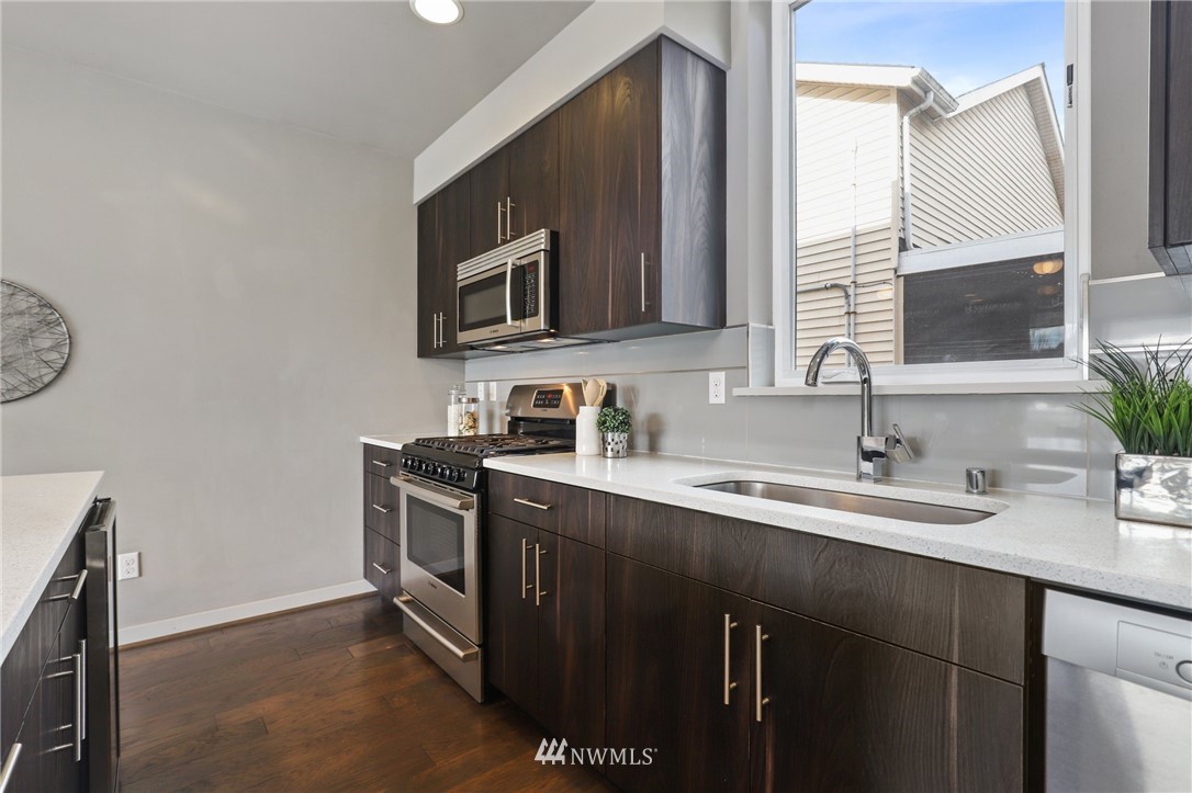 3617 1st Avenue Northwest, Unit C Seattle, WA 98107 - Photo 8 of 23