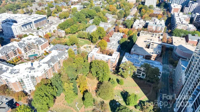 a view of outside area