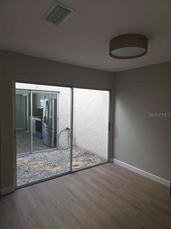 11337 Versailles Lane Port Richey, FL 34668 - Photo 5 of 31