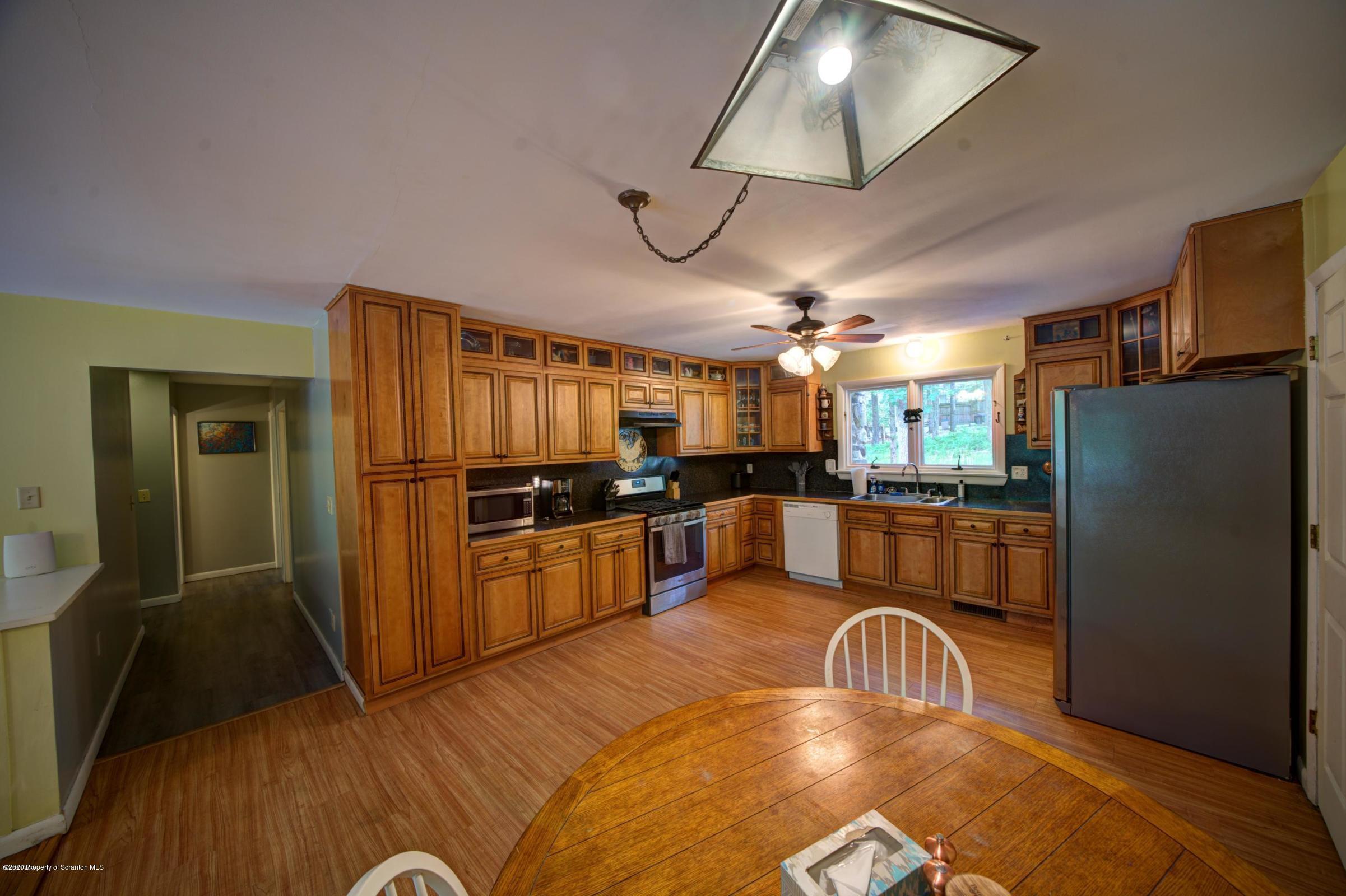 191 Brewster Road Dingmans Ferry, PA 18328 - Photo 2 of 5 df 4