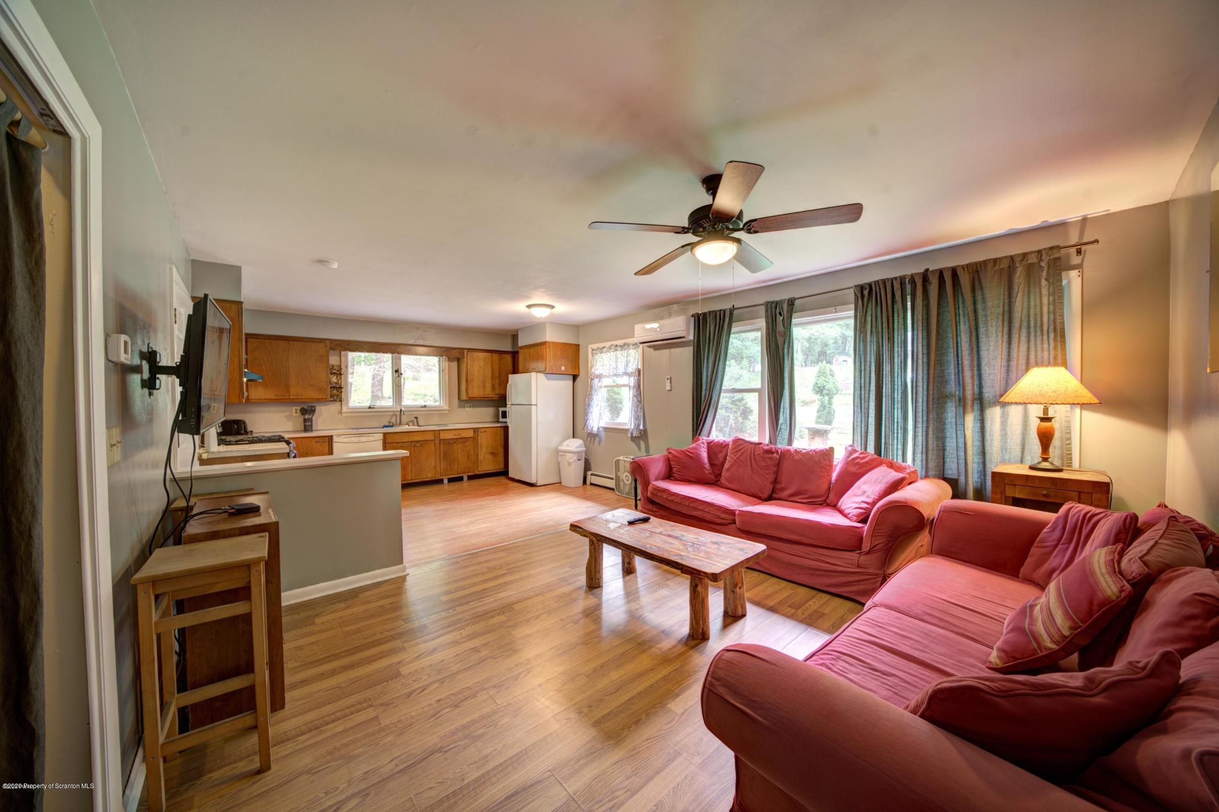 191 Brewster Road Dingmans Ferry, PA 18328 - Photo 3 of 5 df 3