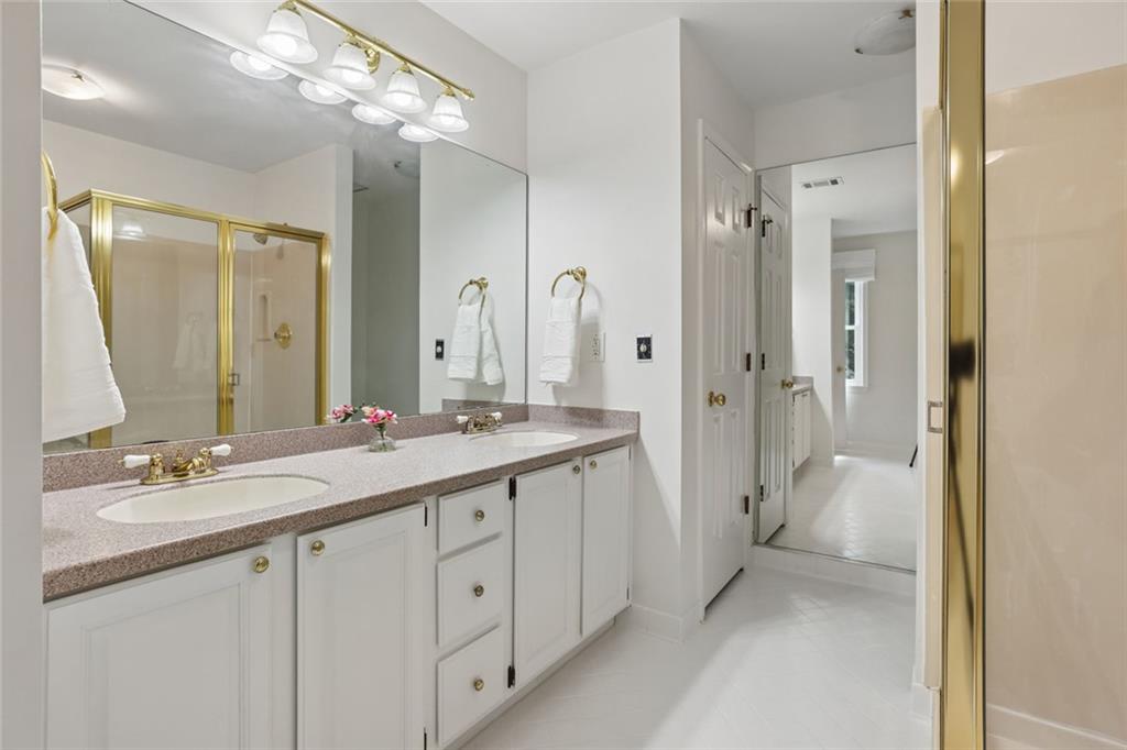 13 Sycamore Station Decatur, GA 30030 - Photo 21 of 37 Gallery Image 21