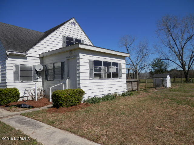 6913 Lebanon Church Road Clarendon, NC 28432 - Photo 4 of 13 6913 no j