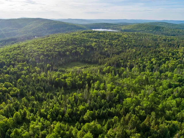 $75,000 | 7 Diamond Pond Road, Unit B, Stewartstown, NH 03576