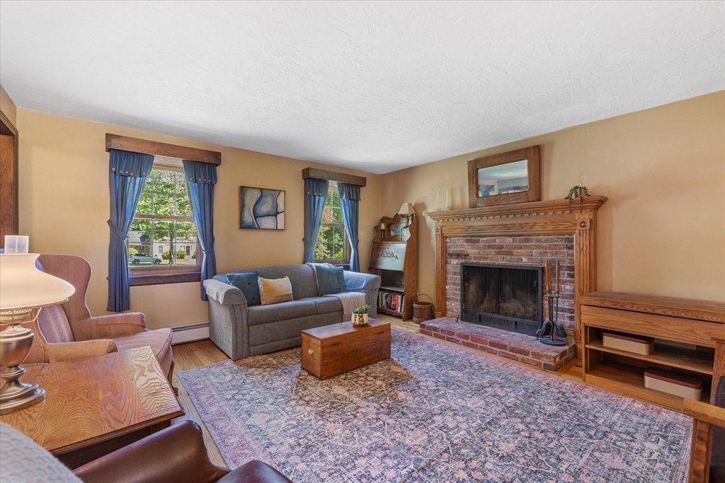 2 Fox Run Road Sterling, MA 01564 - Photo 15 of 41