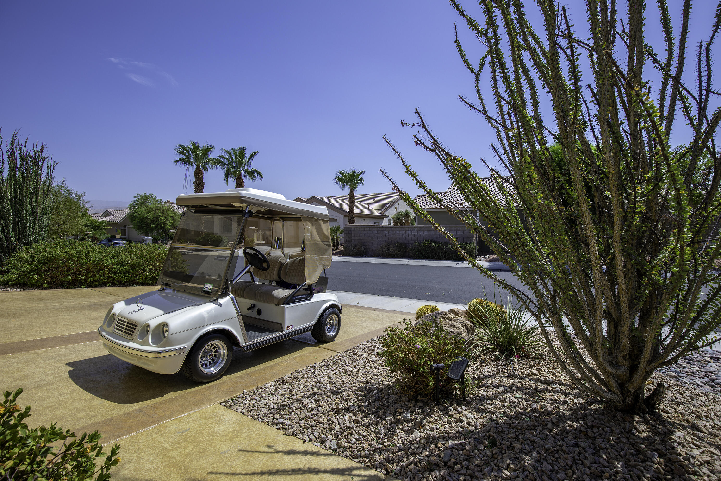37905 Pineknoll Avenue Palm Desert, CA 92211 - Photo 26 of 26 driveway_1