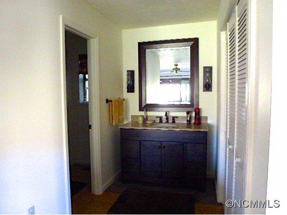 186 Hidden Cove Road Maggie Valley, NC 28751 - Photo 15 of 24 Gallery Image 15