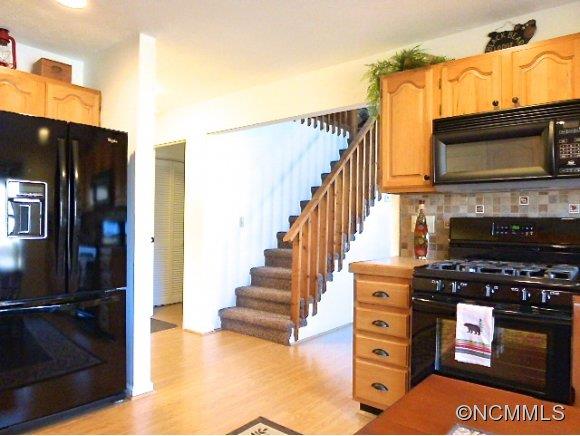 186 Hidden Cove Road Maggie Valley, NC 28751 - Photo 10 of 24 Gallery Image 10