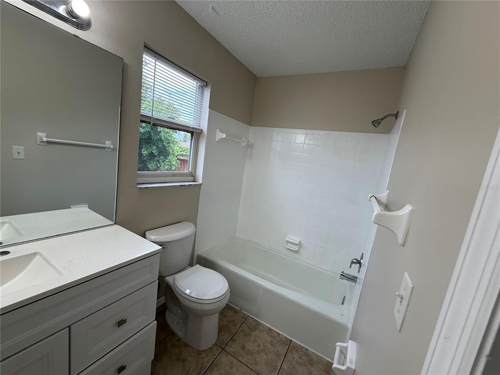 855 Jamaica Road Venice, FL 34293 - Photo 11 of 15