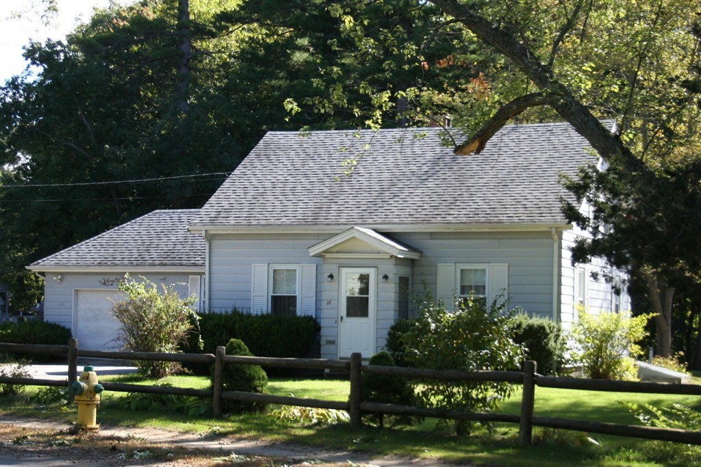 27 Clark's Road Amesbury, MA 01913 - Photo 1 of 29 Gallery Image 1