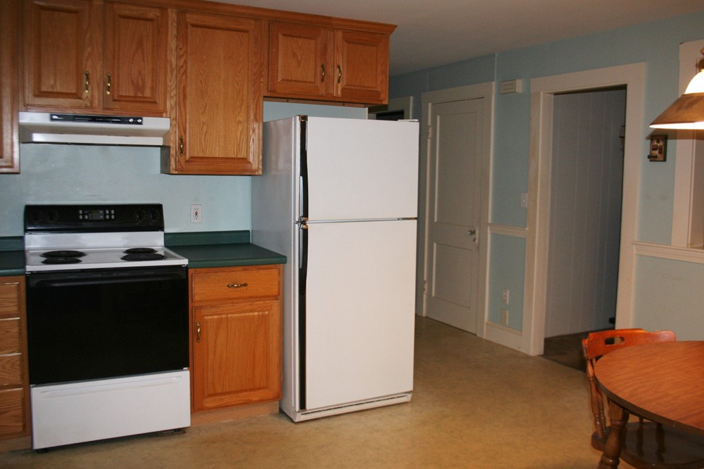 27 Clark's Road Amesbury, MA 01913 - Photo 11 of 29 Gallery Image 11