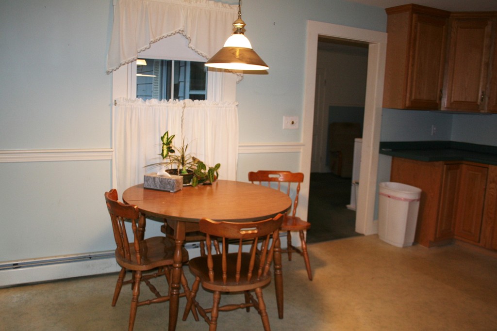 27 Clark's Road Amesbury, MA 01913 - Photo 12 of 29 Gallery Image 12