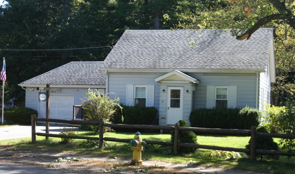 27 Clark's Road Amesbury, MA 01913 - Photo 5 of 29 Gallery Image 5