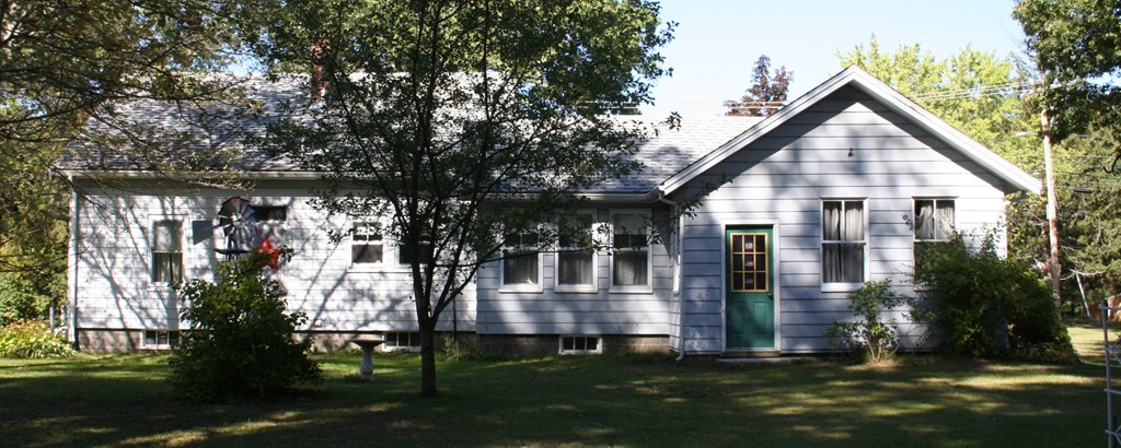 27 Clark's Road Amesbury, MA 01913 - Photo 8 of 29 Gallery Image 8
