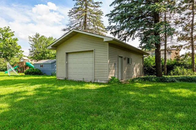 $350,000 | 1633 Massee Street, Albert Lea, MN 56007