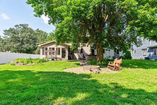 $350,000 | 1633 Massee Street, Albert Lea, MN 56007