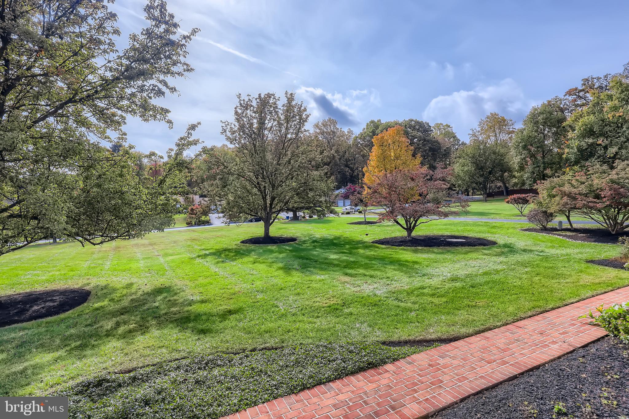 1308 Denby Road Towson, MD 21286 - Photo 2 of 35 Beautiful landscaped yard