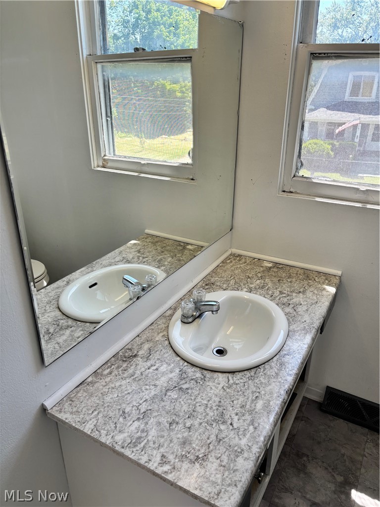 972 Front Street Southwest Warren, OH 44485 - Photo 12 of 12