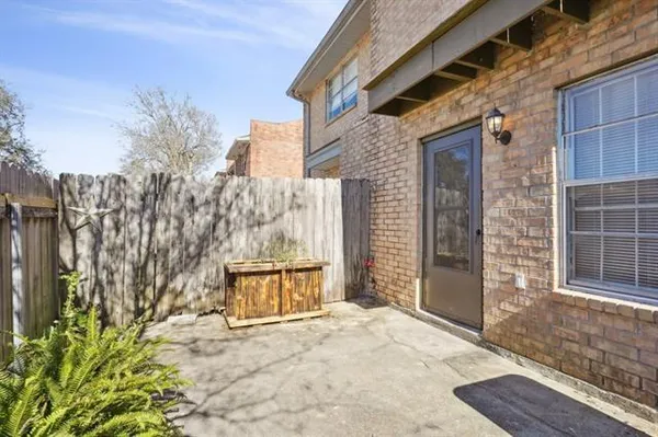 $1,800 | 4129 Chateau Boulevard, Unit C, Kenner, LA 70065