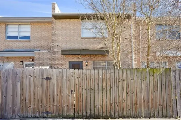 $1,800 | 4129 Chateau Boulevard, Unit C, Kenner, LA 70065