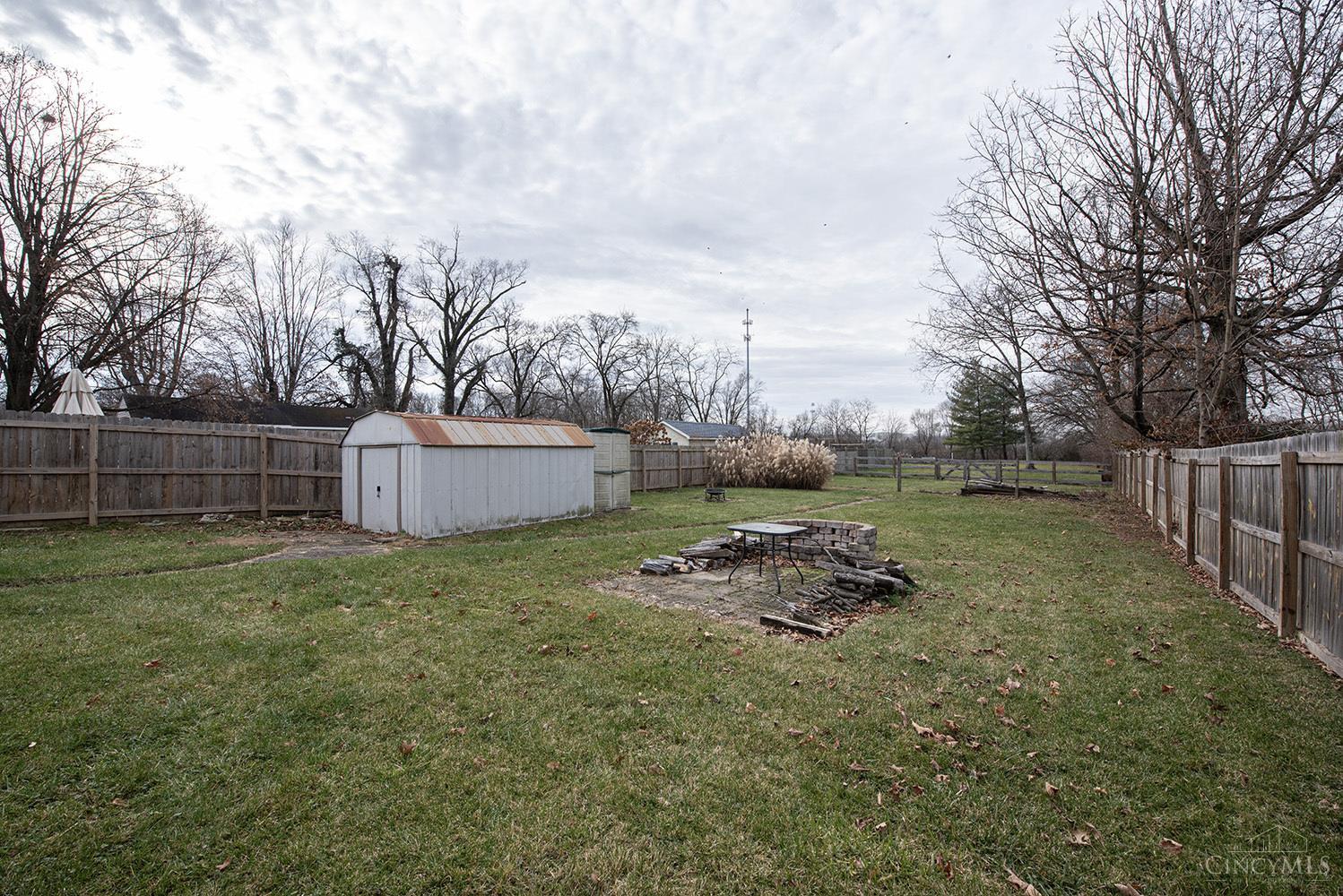 324 Cameron Road Springdale, OH 45246 - Photo 30 of 33