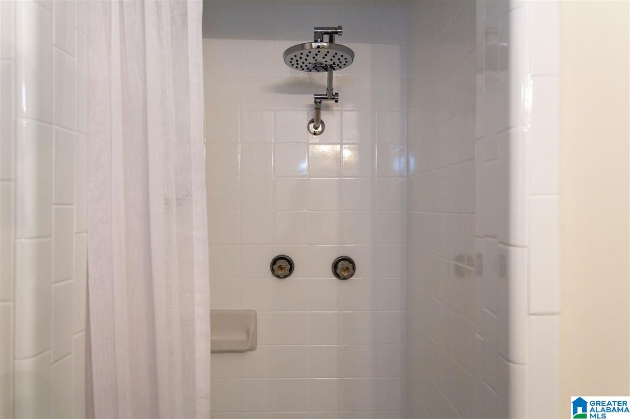 804 Mockernut Road Birmingham, AL 35244 - Photo 43 of 50