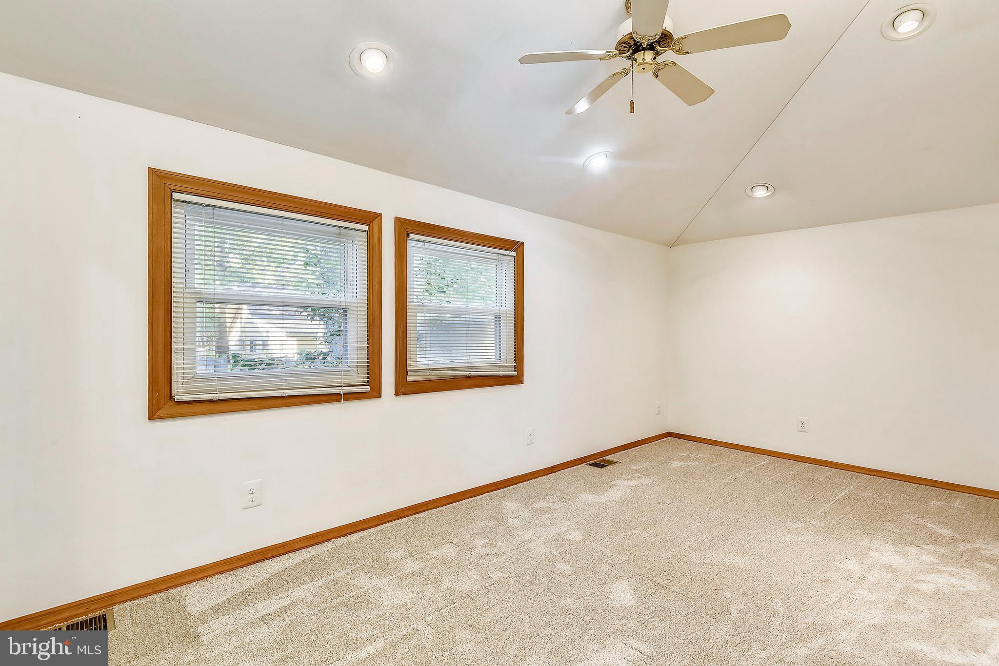 15 Dogwood Road Riva, MD 21140 - Photo 12 of 32 Recessed Lighting & Ceiling Fans