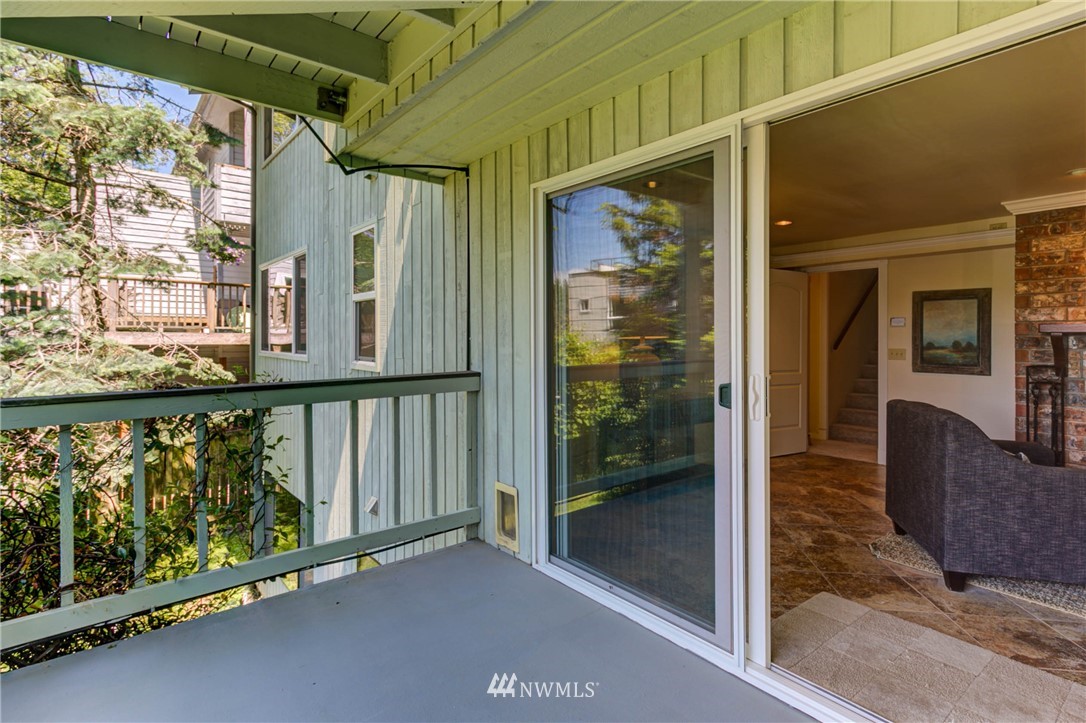 4429 Southwest Rose Street Seattle, WA 98136 - Photo 14 of 25 Gallery Image 14
