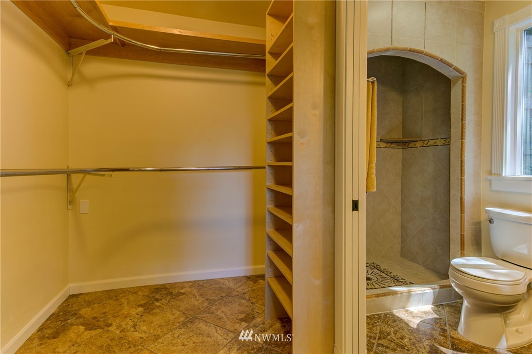 4429 Southwest Rose Street Seattle, WA 98136 - Photo 20 of 25 Gallery Image 20