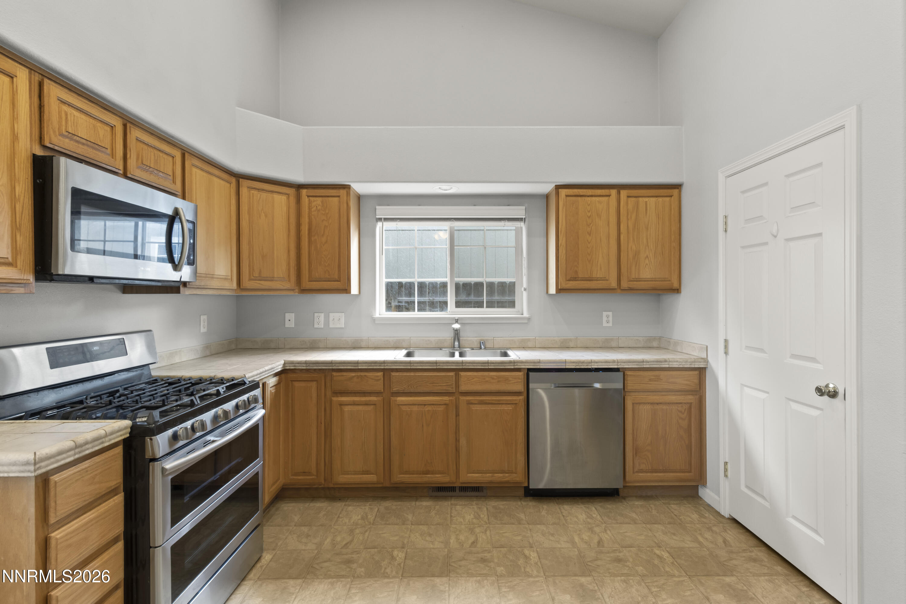 144 Colorado Lane Fallon, NV 89406 - Photo 9 of 46 144 Colorado Ln 11