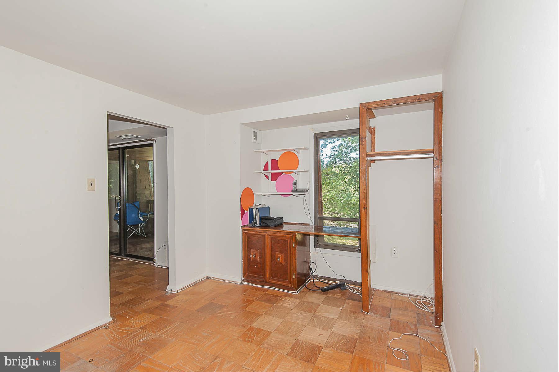 5253 West Running Brook Road, Unit 301 Columbia, MD 21044 - Photo 10 of 21 Den