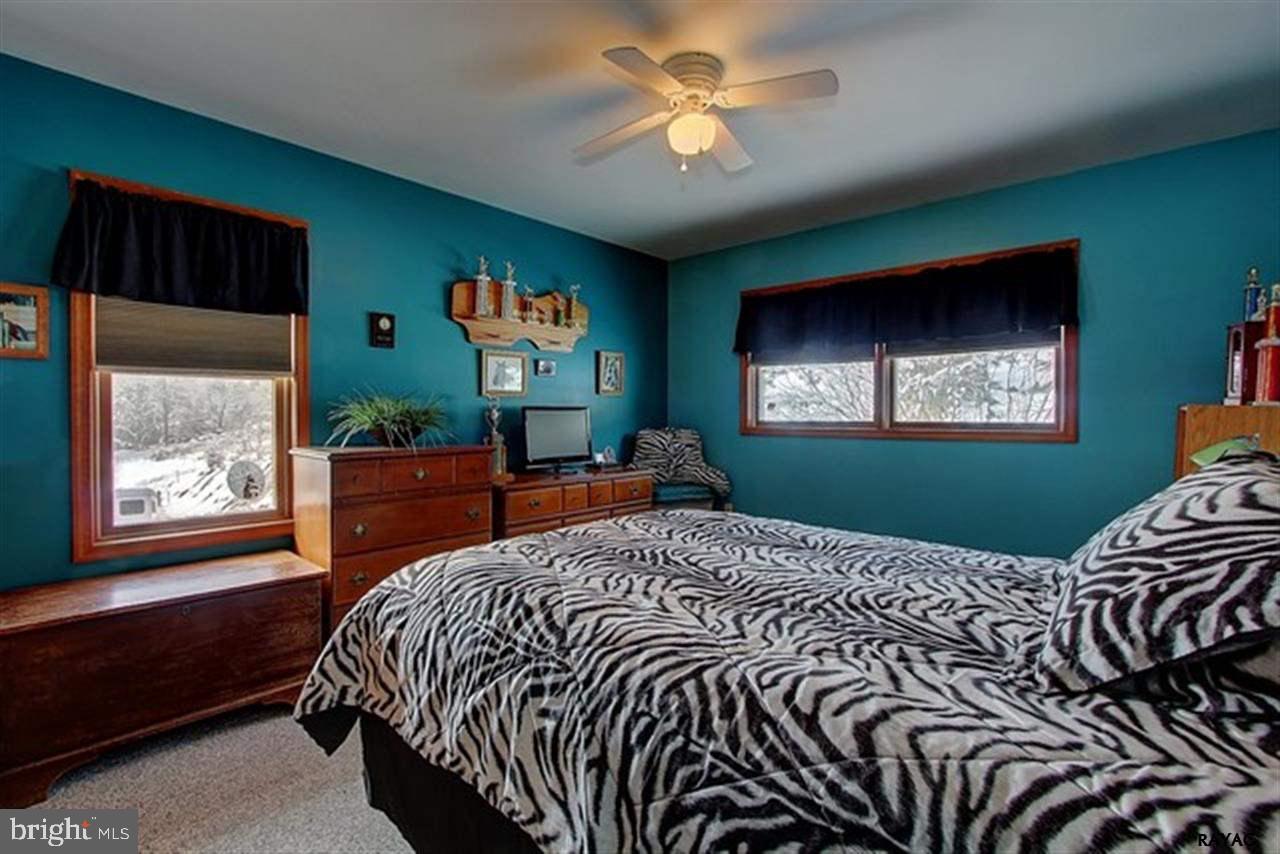 5764 Mountain Road Dover, PA 17315 - Photo 11 of 36