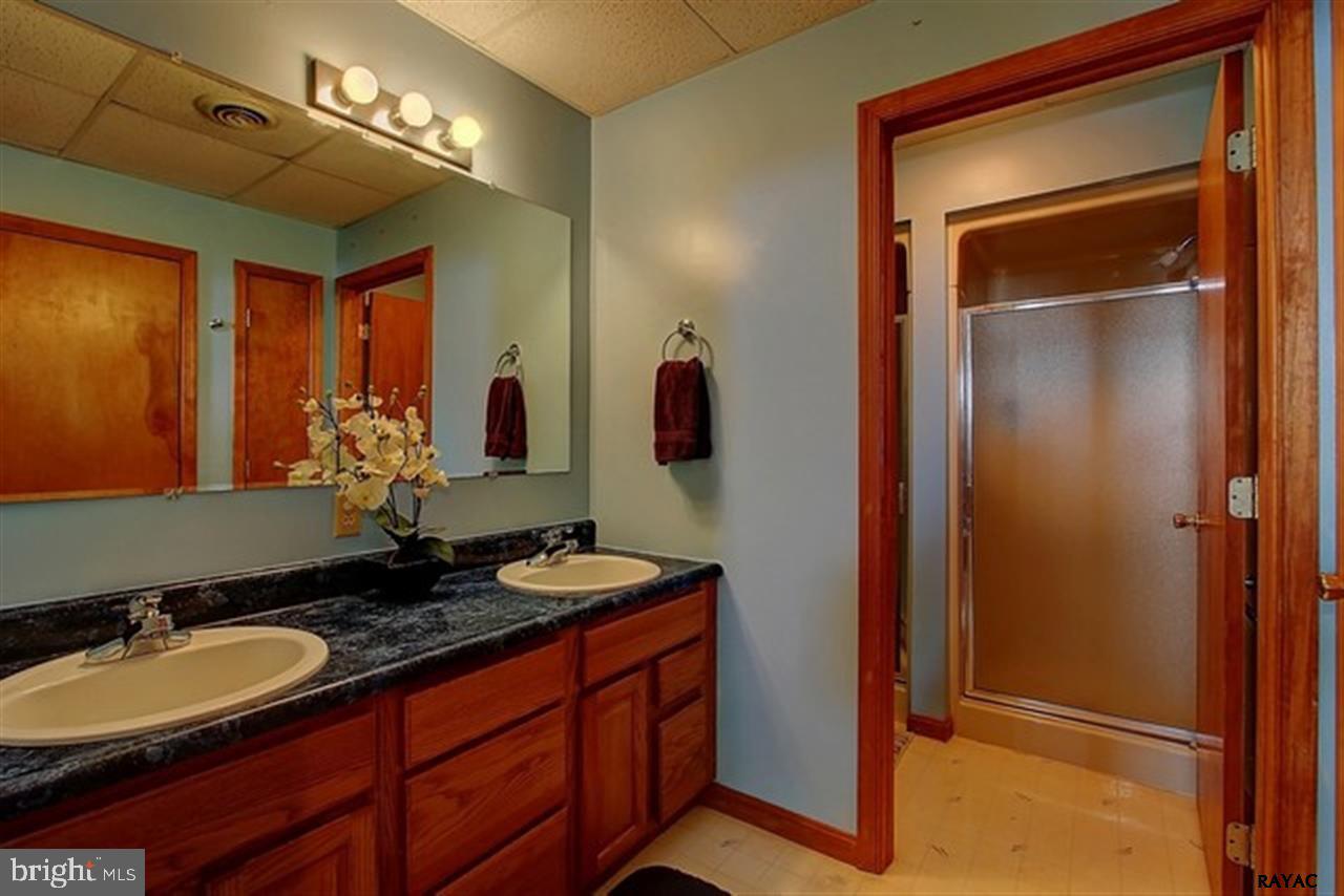 5764 Mountain Road Dover, PA 17315 - Photo 19 of 36