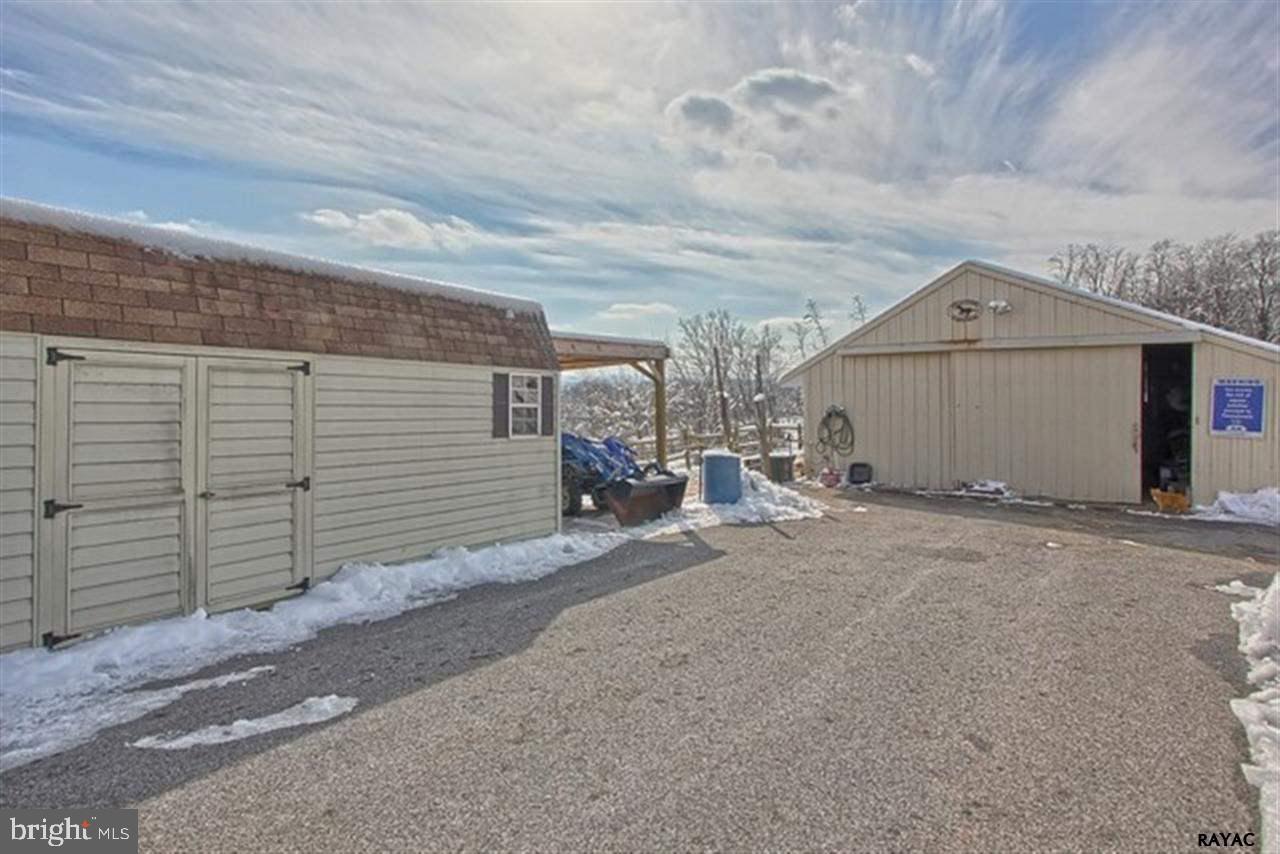5764 Mountain Road Dover, PA 17315 - Photo 25 of 36