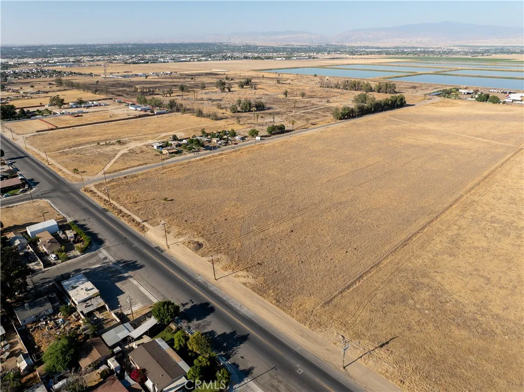 0 Watts Bakersfield, CA 93307 - Photo 9 of 19 a view of an ocean view