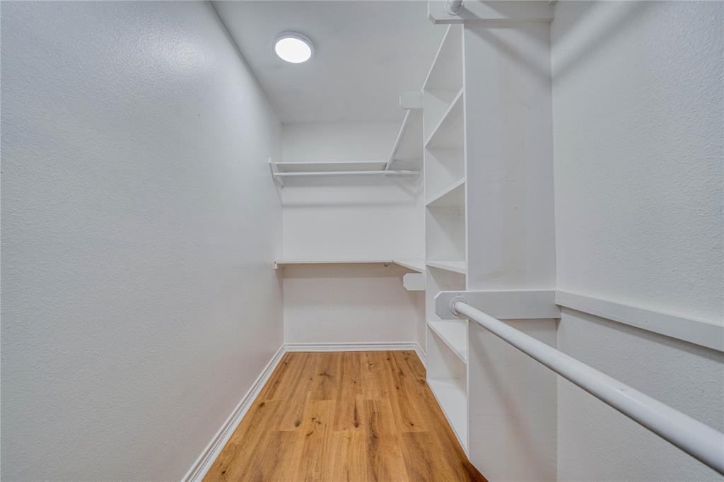 1092 Fm 1002 Road North Big Sandy, TX 75755 - Photo 23 of 37 Master Closet
