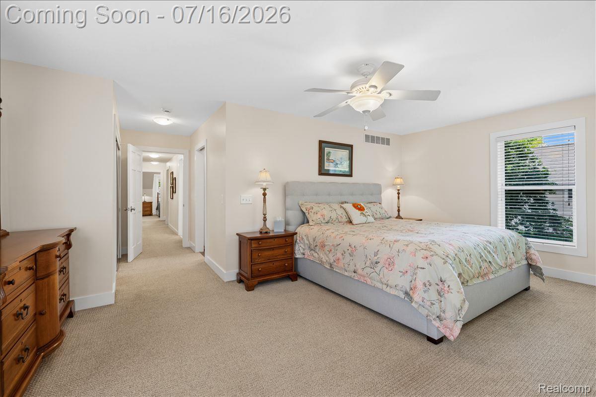 156 Griggs Street Rochester, MI 48307 - Photo 28 of 61 35-DSC07557.jpg