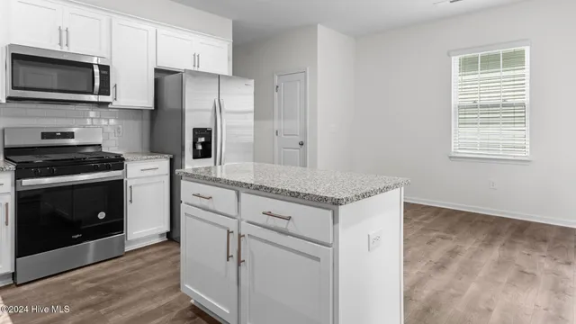 $366,990 | 1533 Stonewood Drive, Winterville, NC 28590