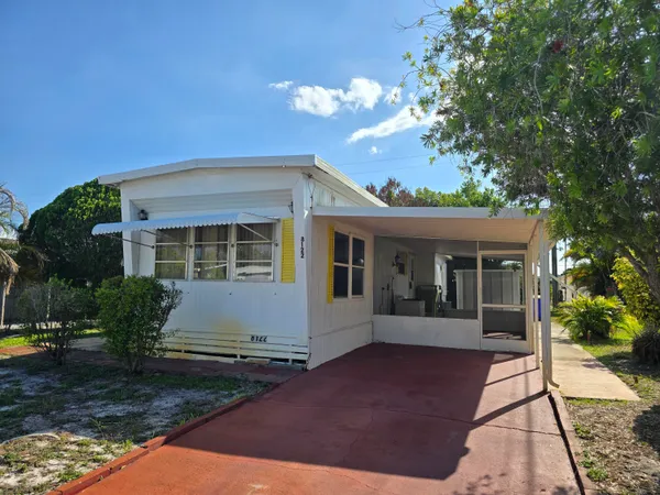 $115,000 | 8122 Southeast Skylark Avenue, Hobe Sound, FL 33455