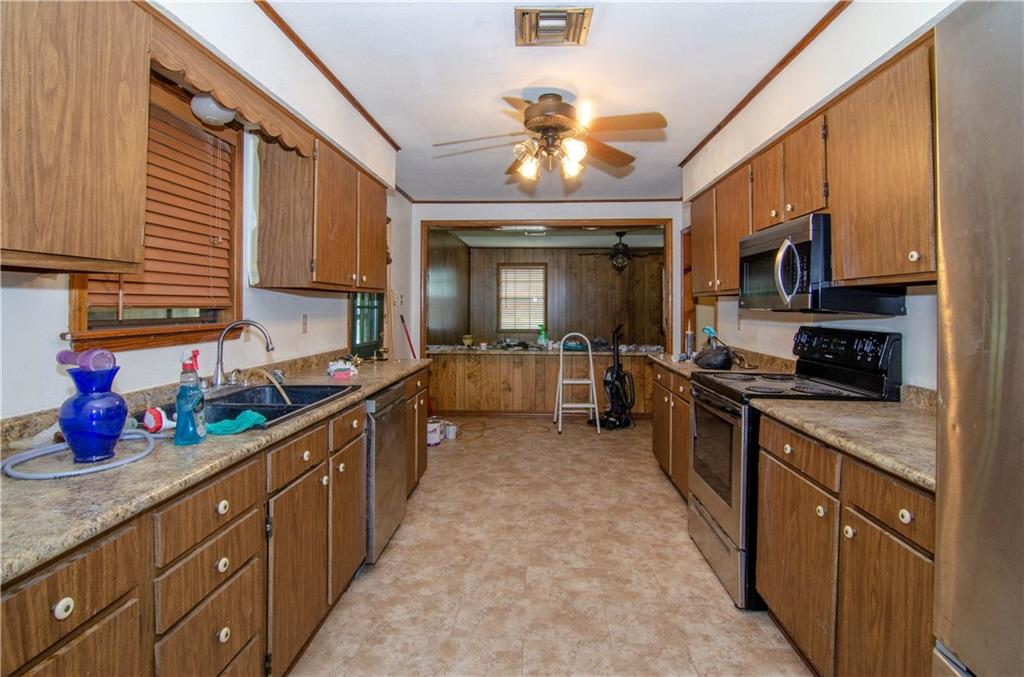 21 Sunflower Road Covington, LA 70435 - Photo 12 of 38 Gallery Image 12