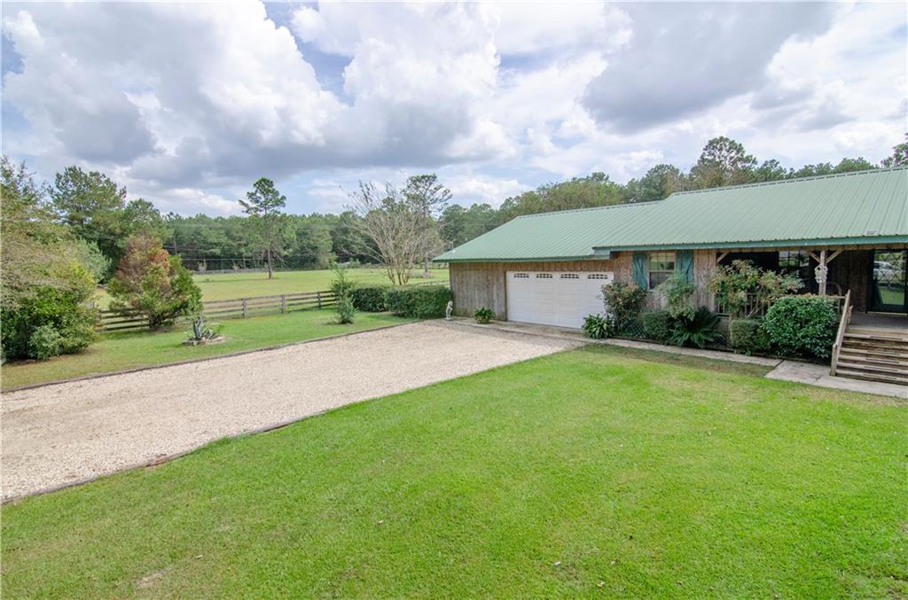21 Sunflower Road Covington, LA 70435 - Photo 5 of 38 Gallery Image 5