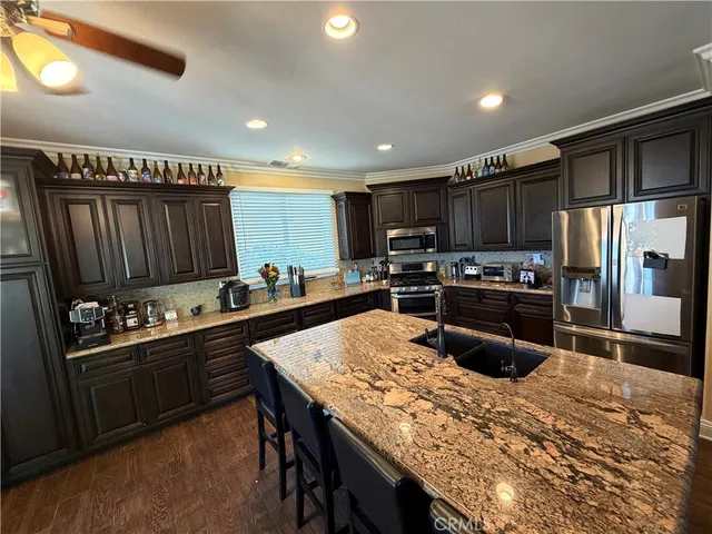 $830,000 | 32044 Cypress Way, Castaic, CA 91384