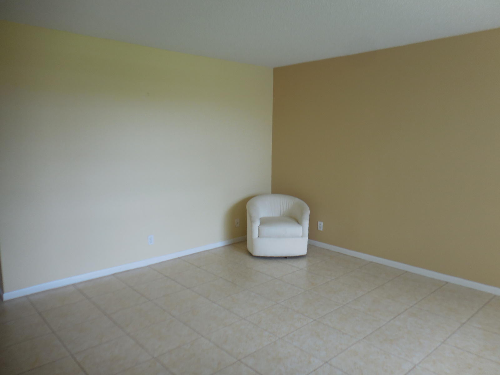 189 Normandy Lane Delray Beach, FL 33484 - Photo 7 of 11 20151105143835062773000000-o