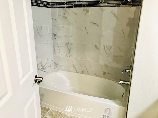 14136 148th Place Southeast Renton, WA 98059 - Photo 14 of 25