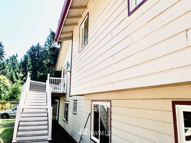 14136 148th Place Southeast Renton, WA 98059 - Photo 3 of 25
