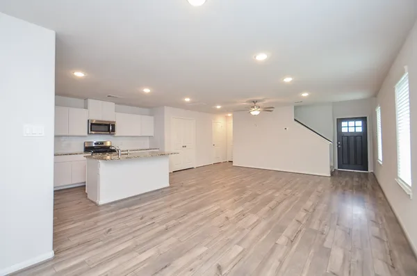 $2,395 | 18831 Glenwood Chase Court, Katy, TX 77449