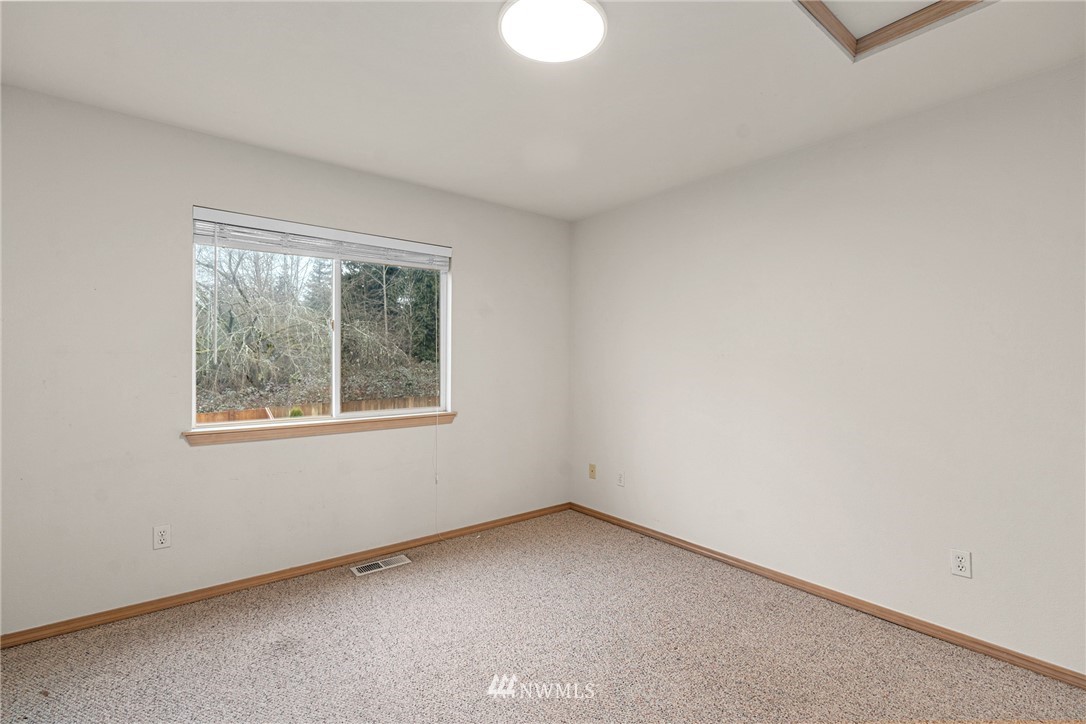 18818 19th Drive Southeast Bothell, WA 98012 - Photo 19 of 37 Gallery Image 19