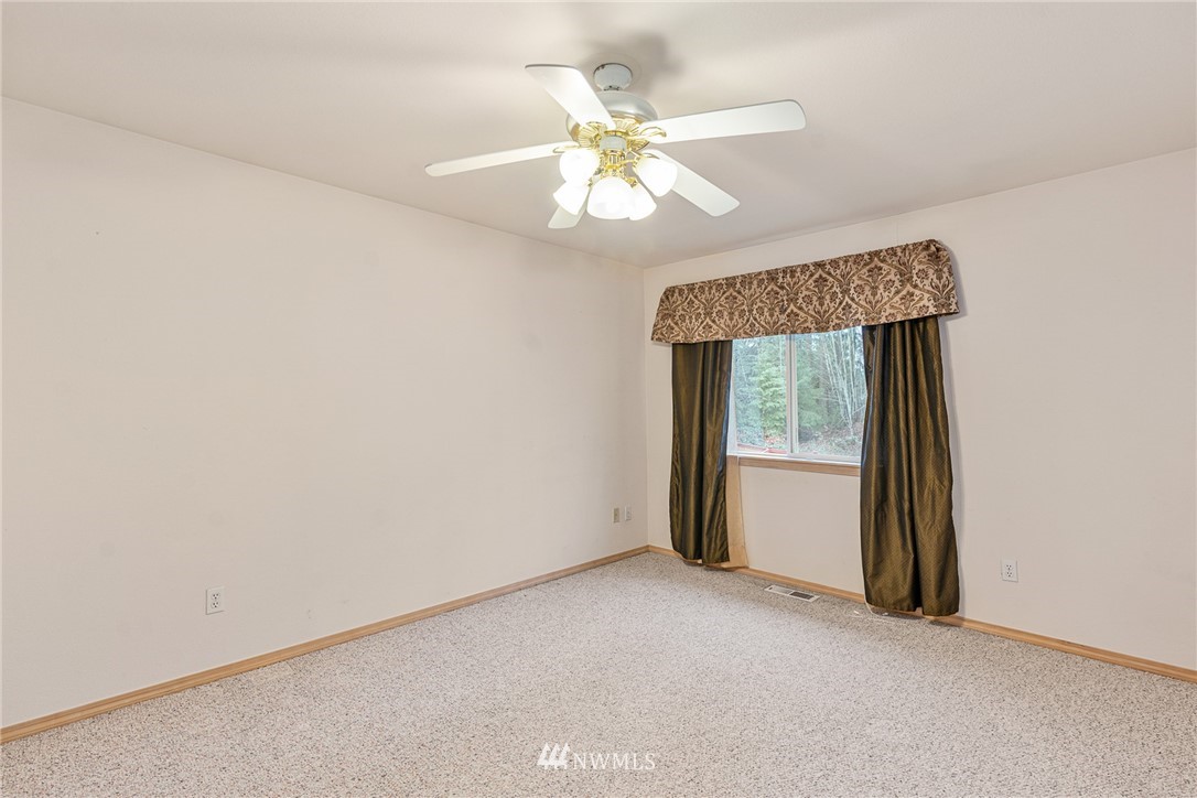 18818 19th Drive Southeast Bothell, WA 98012 - Photo 30 of 37 Gallery Image 30