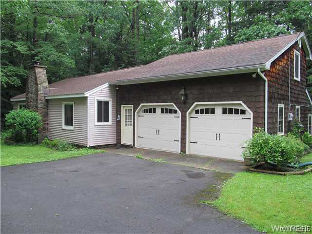 9207 Sauer Road Eden, NY 14057 - Photo 1 of 1 Exterior Front